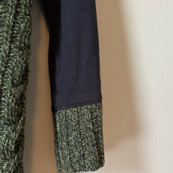 Pilcro Green V-Neck Cable Knit Sweater - Picture 4 of 6